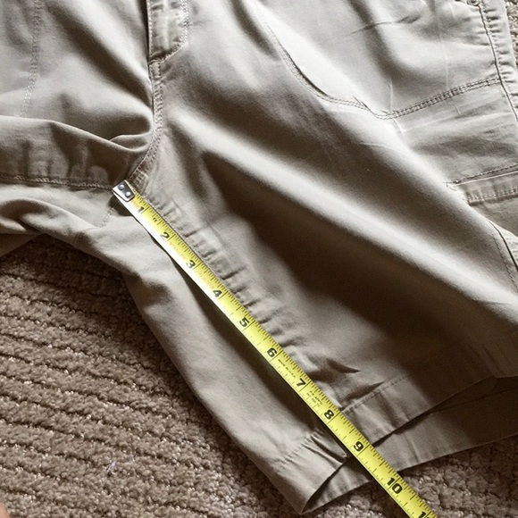 Shorts - Picture 5 of 6